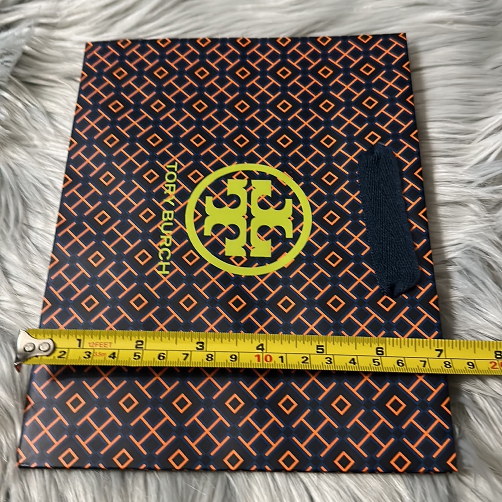 Tory Burch wallet with dust bag and shopping bag - Picture 10 of 14